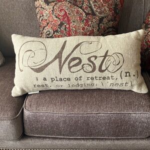 Pottery Barn Nest Burlap Pillow Excellent Condition!